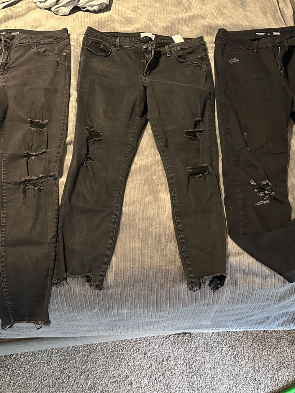 Abercrombie & Fitch Women's High Rise Distressed Black Jeans
